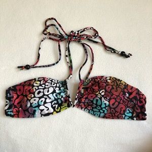 💜 3/$15 Rip Curl bikini top - size medium